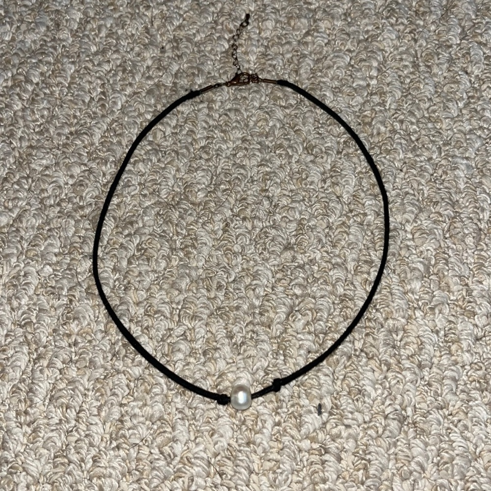 pearl choker